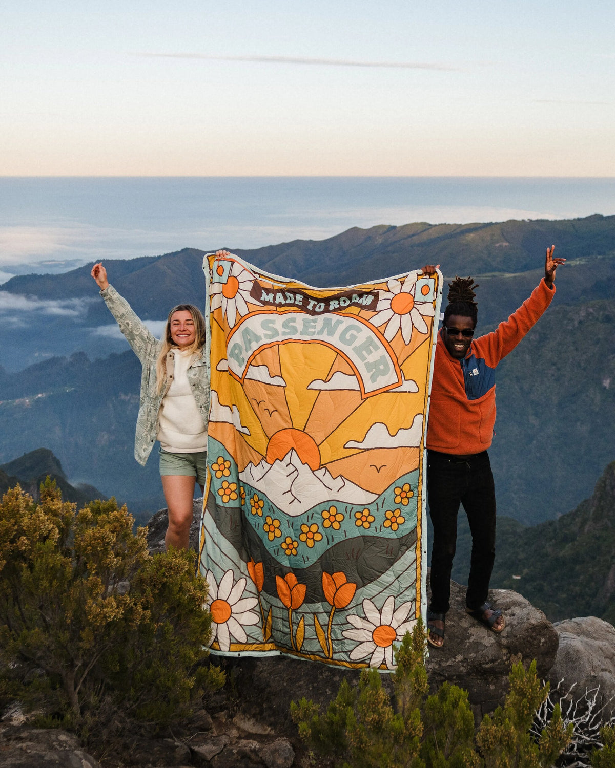Cabin Sherpa Blanket - Seasonal Graphic/ Birch - Lifestyle