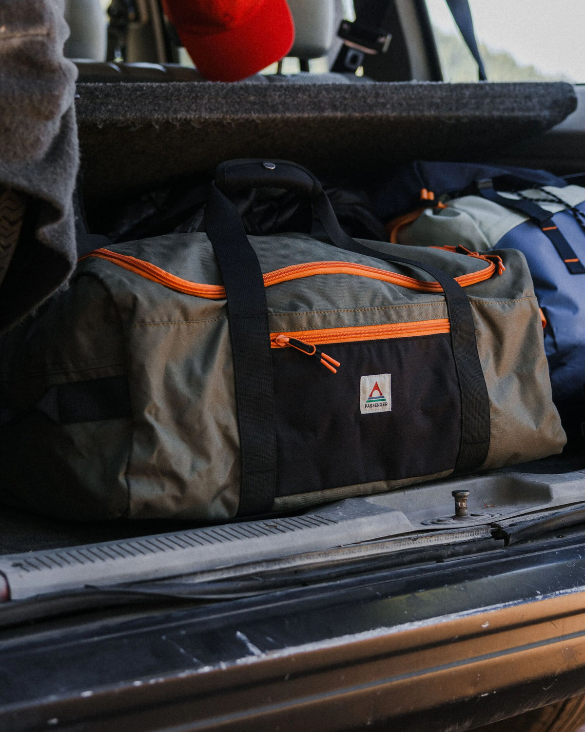 Boondocker 30L Duffel - True Black/ Khaki - Lifestyle
