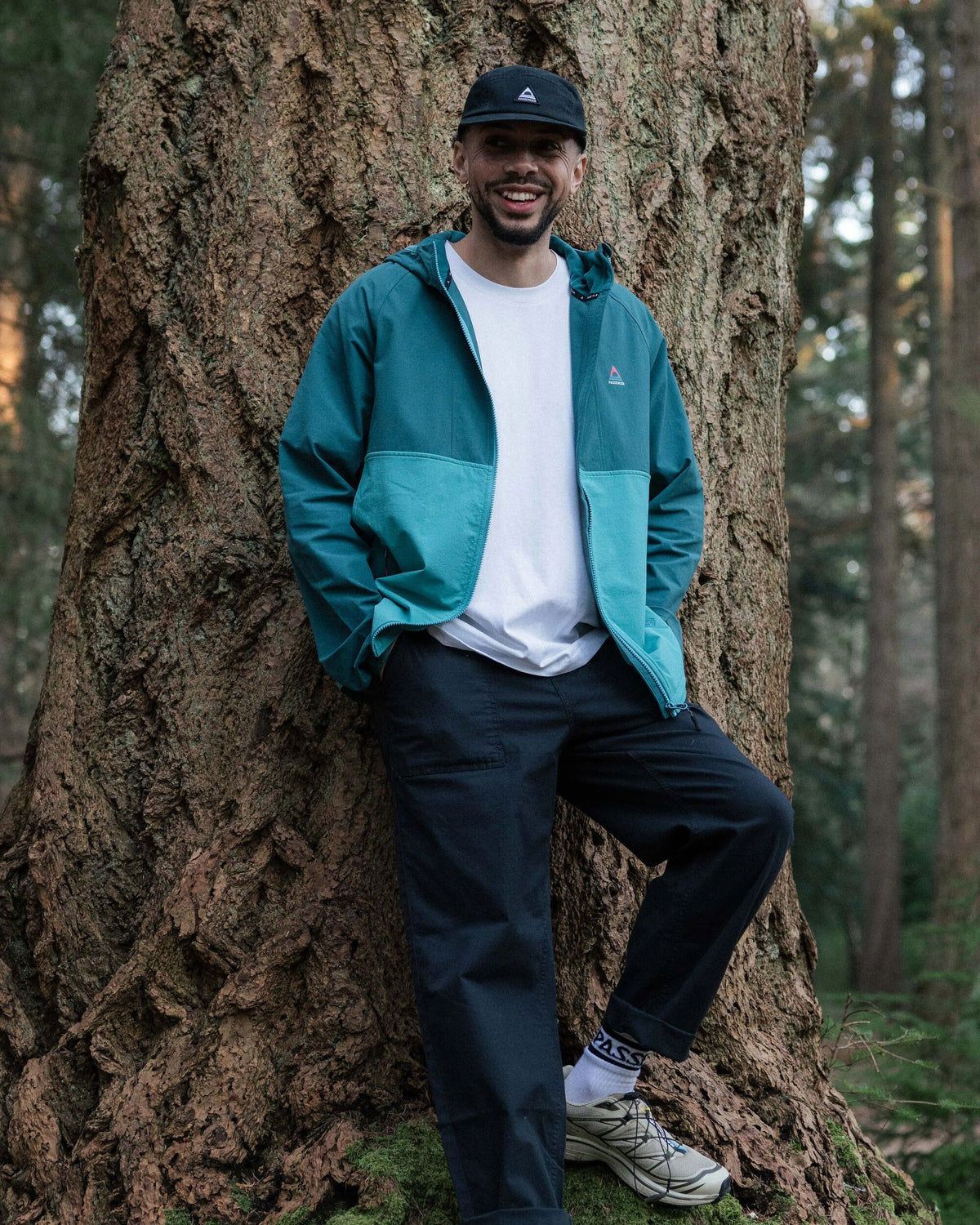 Trailscape Men's Lightweight Softshell Jacket - Mediterranean/ Ocean Teal - Lifestyle