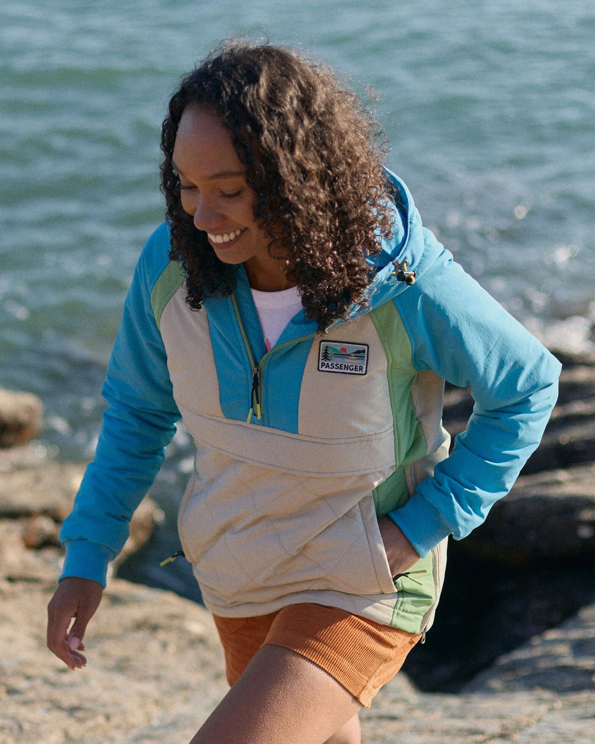 Ocean Insulated Anorak - Bluejay/Feather - Lifestyle