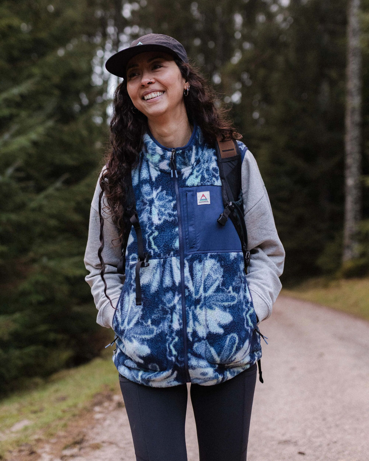 Fairbanks Sherpa Gilet - Frost Rich Navy - Lifestyle