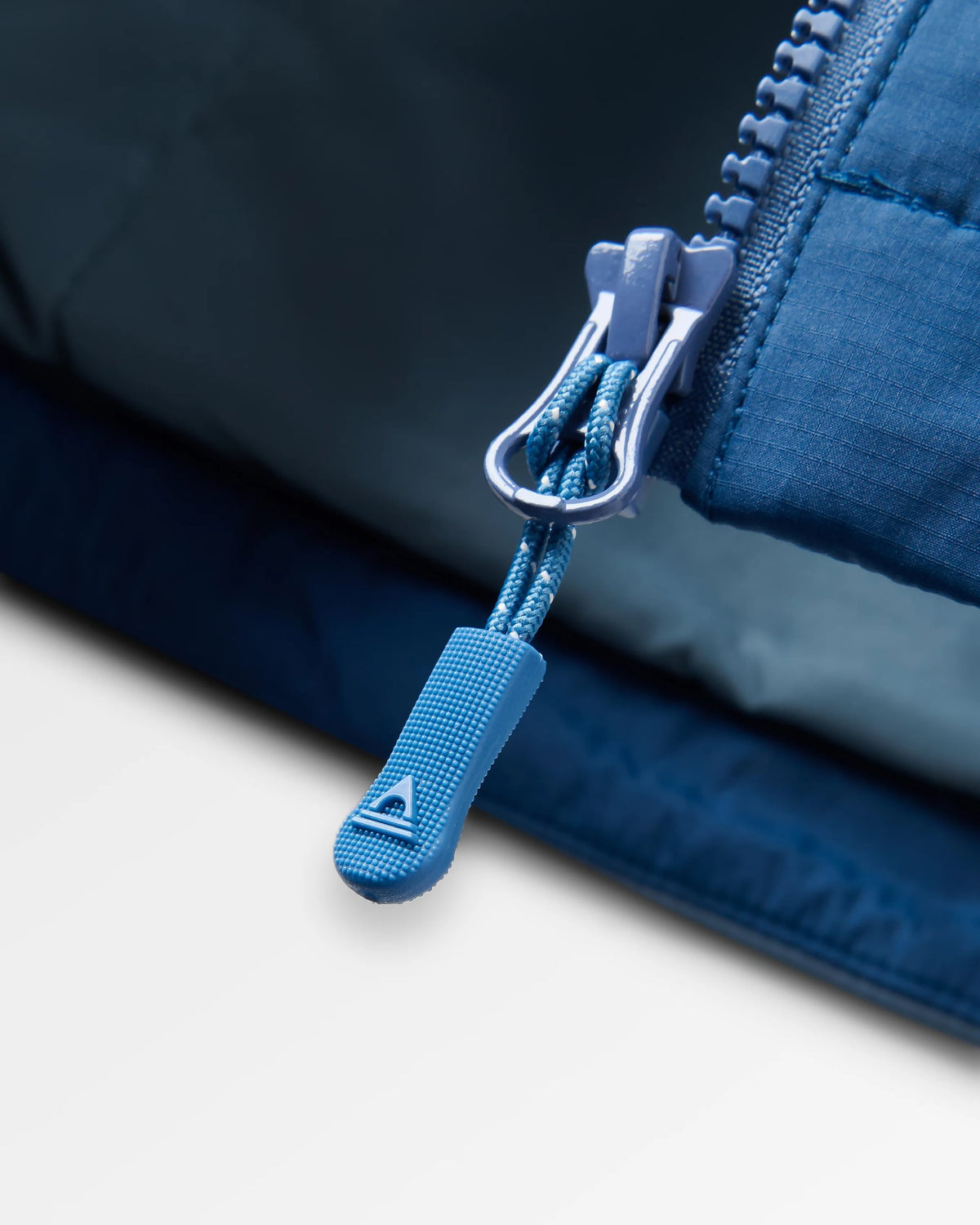 Daybreak Lightweight Thermore® Insulated Jacket - Rich Navy/Storm Grey/Dark Denim - Flatlay