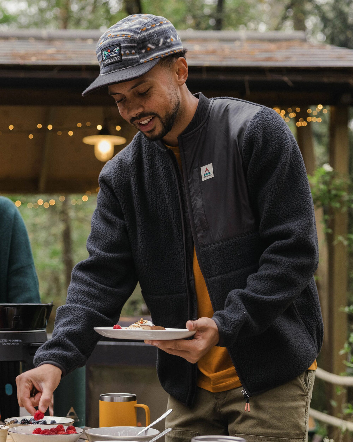 Reconnect Sherpa Fleece - Black - Lifestyle