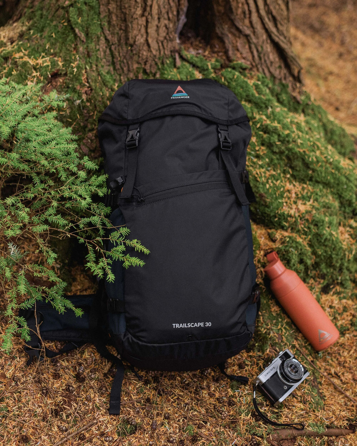 Trailscape 30L Backpack - Black - Lifestyle