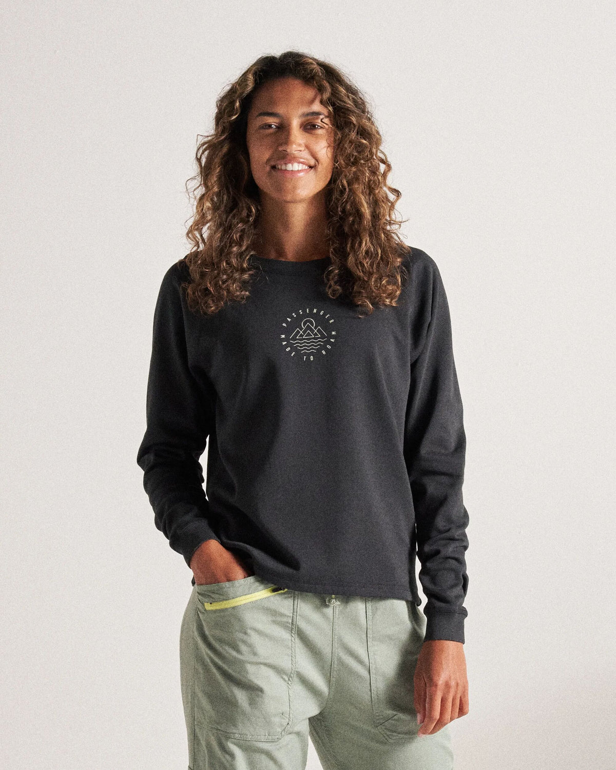 Remote Sweatshirt - Black - Studio Model