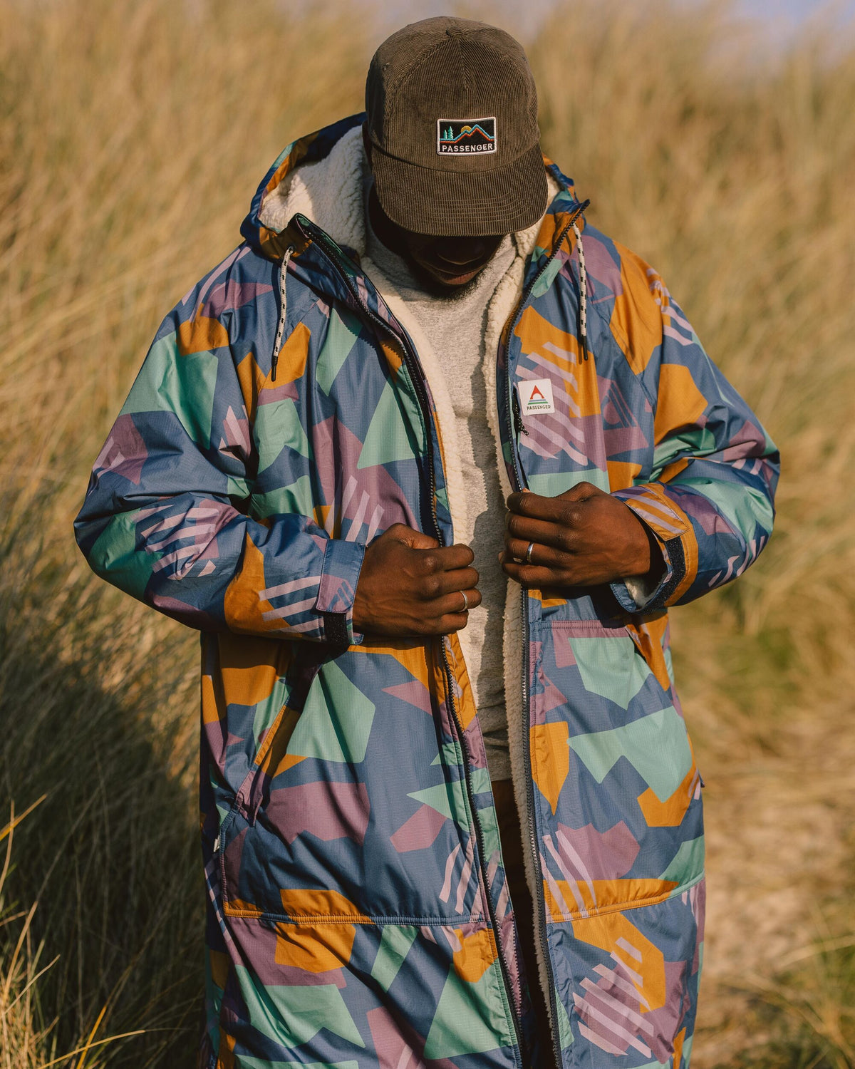 Waves Sherpa Lined Changing Robe - Deep Blue Camo Pattern - Lifestyle - Male