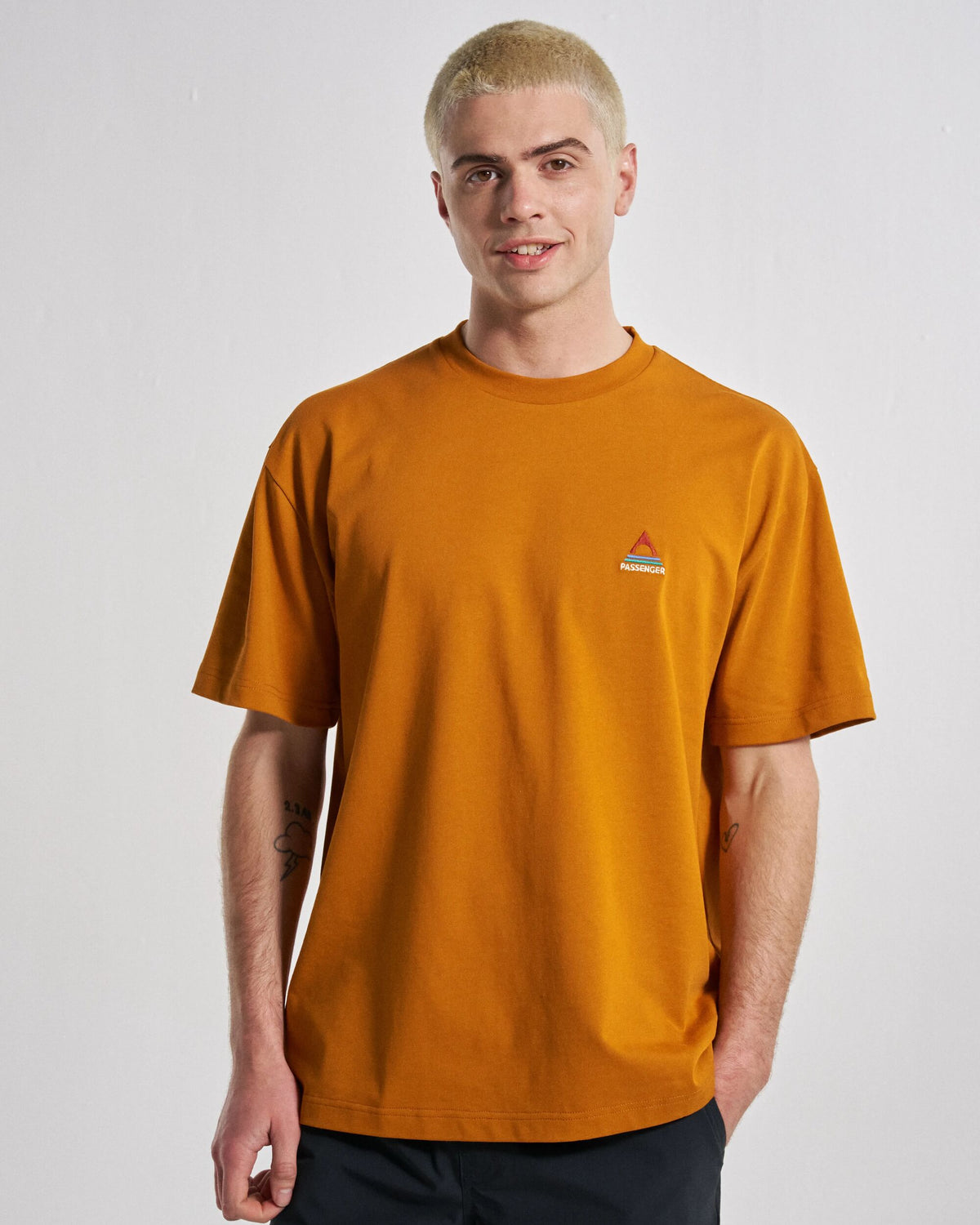 Vita Relaxed Fit T-Shirt - Retro Orange - Studio Model
