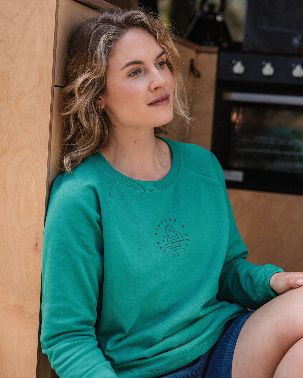 Remote Sweatshirt - Greenlake - Lifestyle