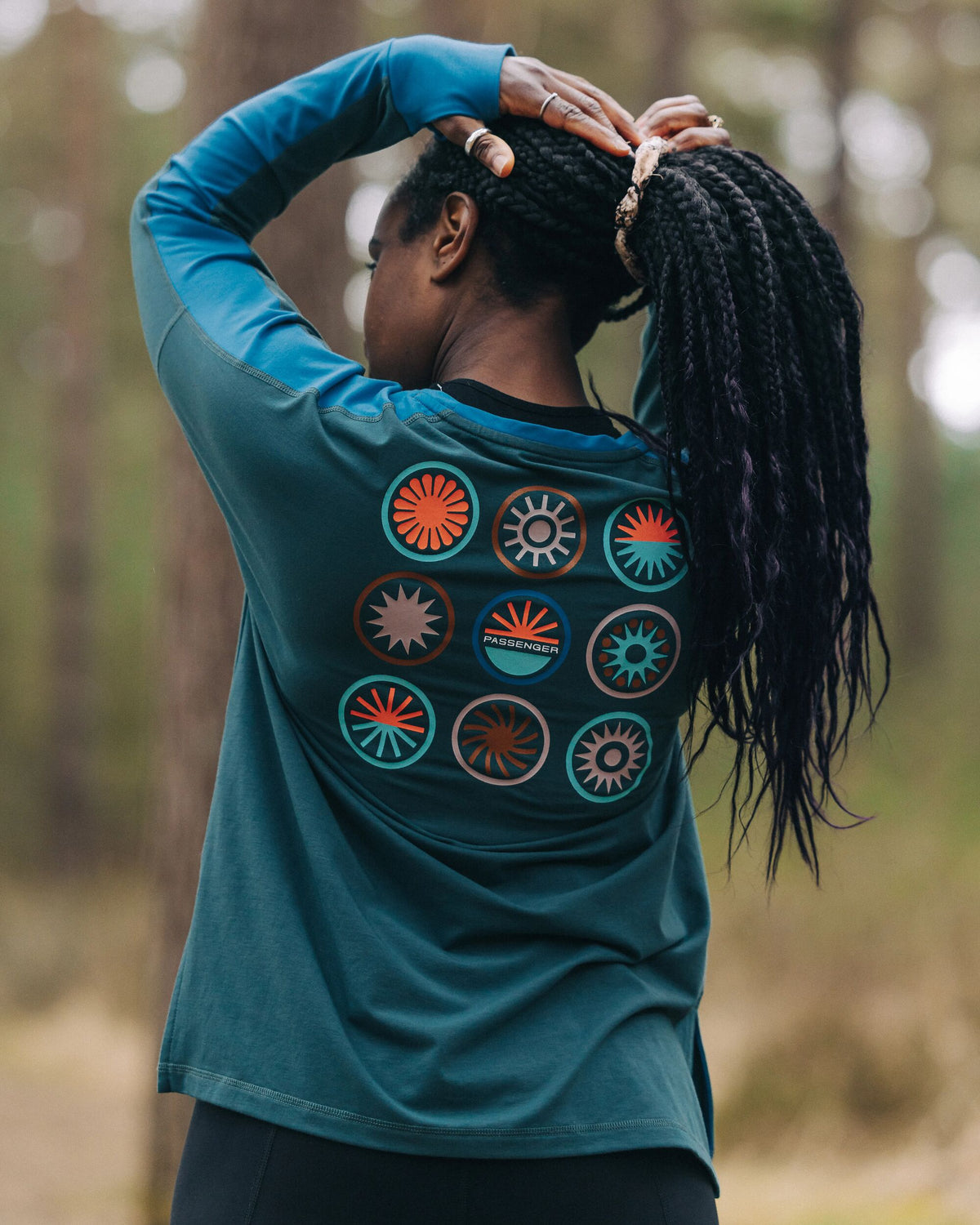 Chase The Light Drirelease® Active LS T-Shirt - Deep Ocean - Lifestyle