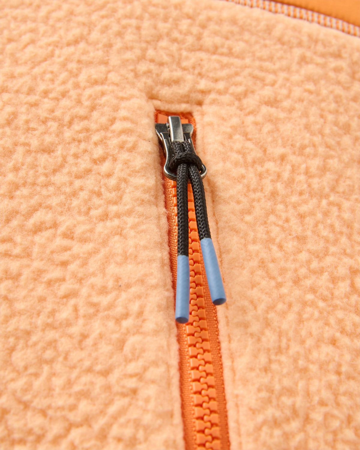Fairbanks Sherpa Gilet - Oatmeal/Orange Peach - Flatlay