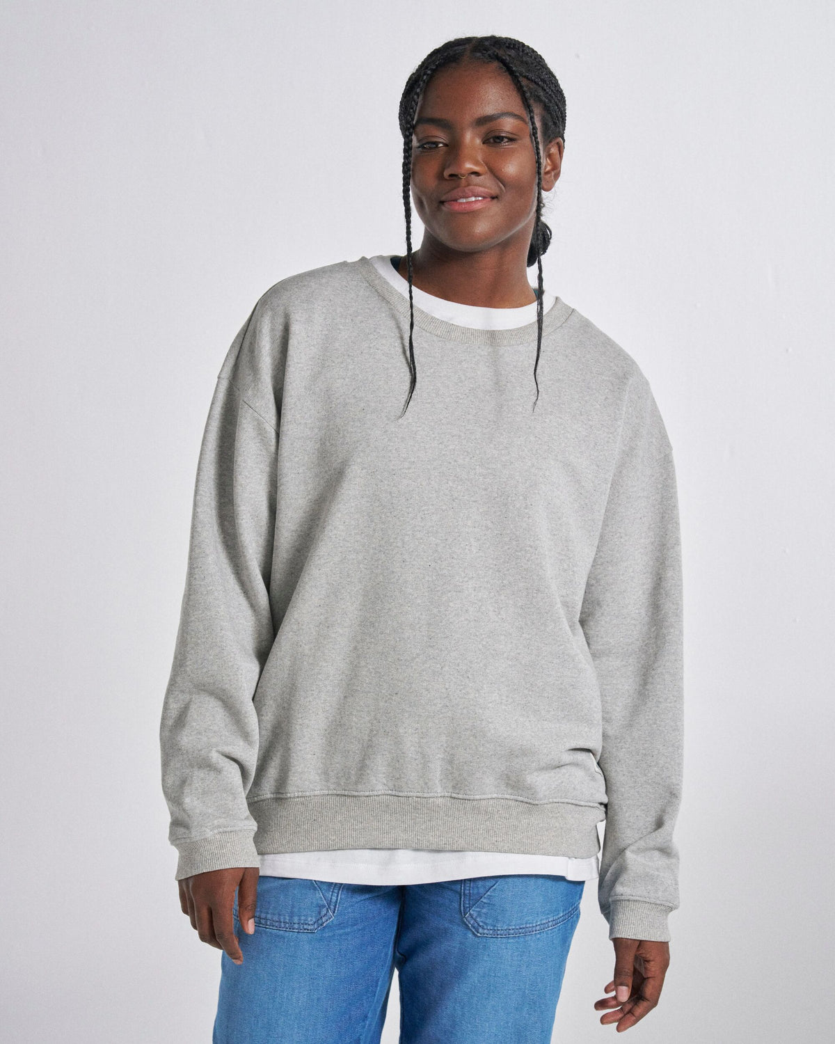 Heritage Women's Sweatshirt - Mid Grey Marl - Studio Model