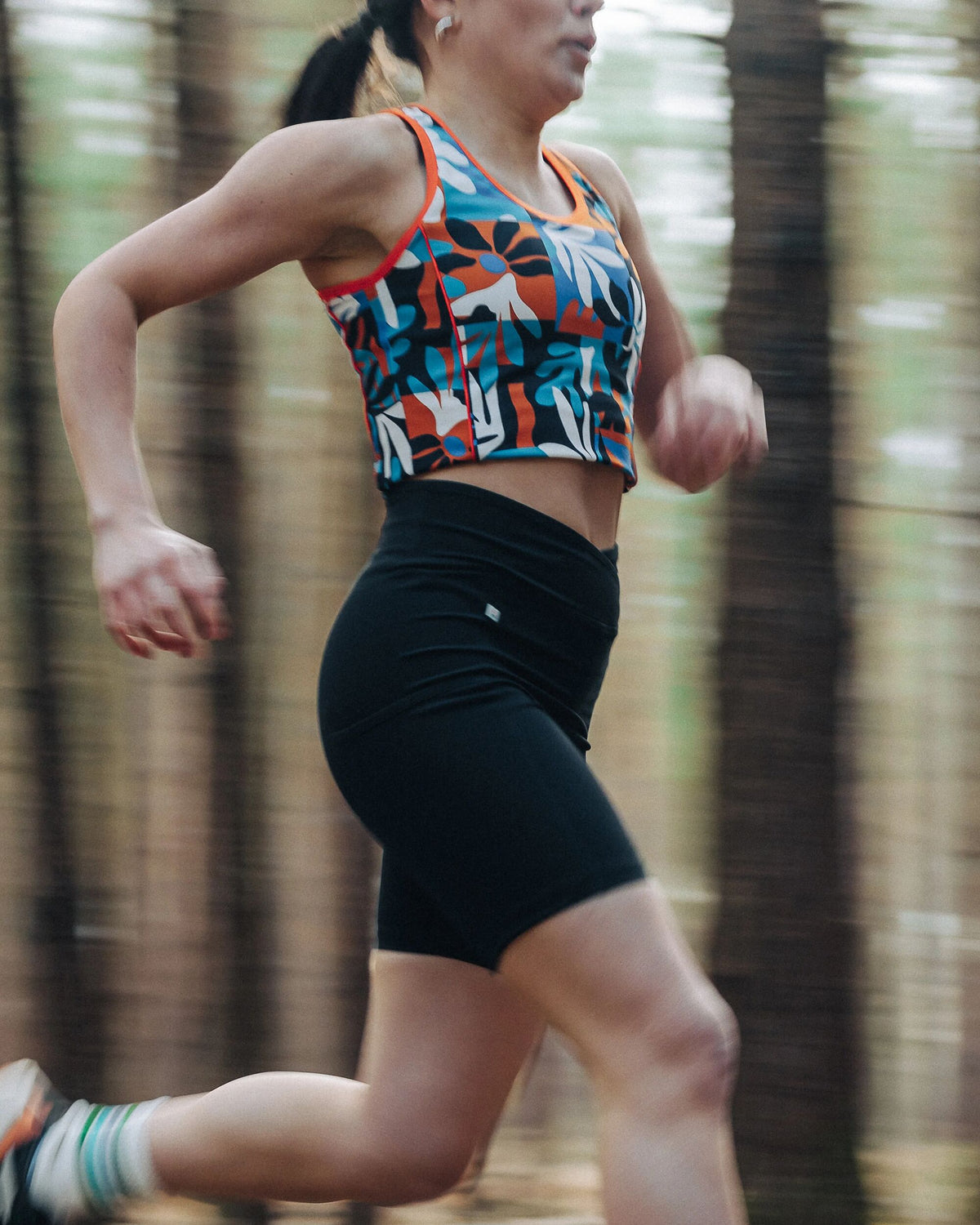 Mantra Active Crop Top - Mountain Foliage Blue - Lifestyle