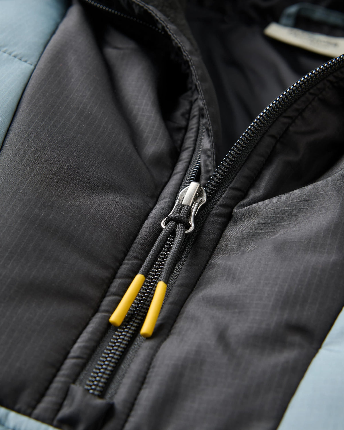 Oceanic Insulated Anorak - Storm Grey - Flatlay