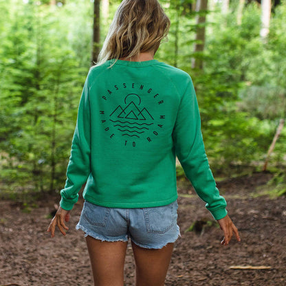 Remote Sweatshirt - Green Spruce - Lifestyle