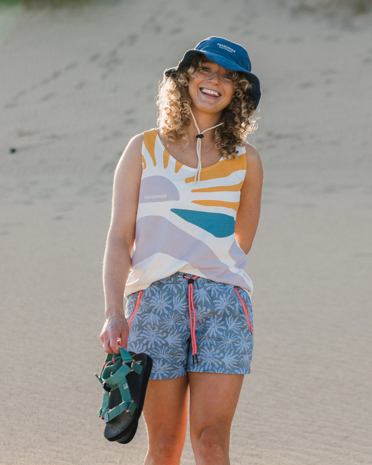 Sunsets Cotton Vest - Marshmallow - Lifestyle