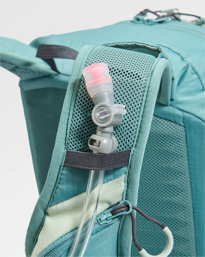 Trail 15L Hydration Pack - Arctic - Flatlay