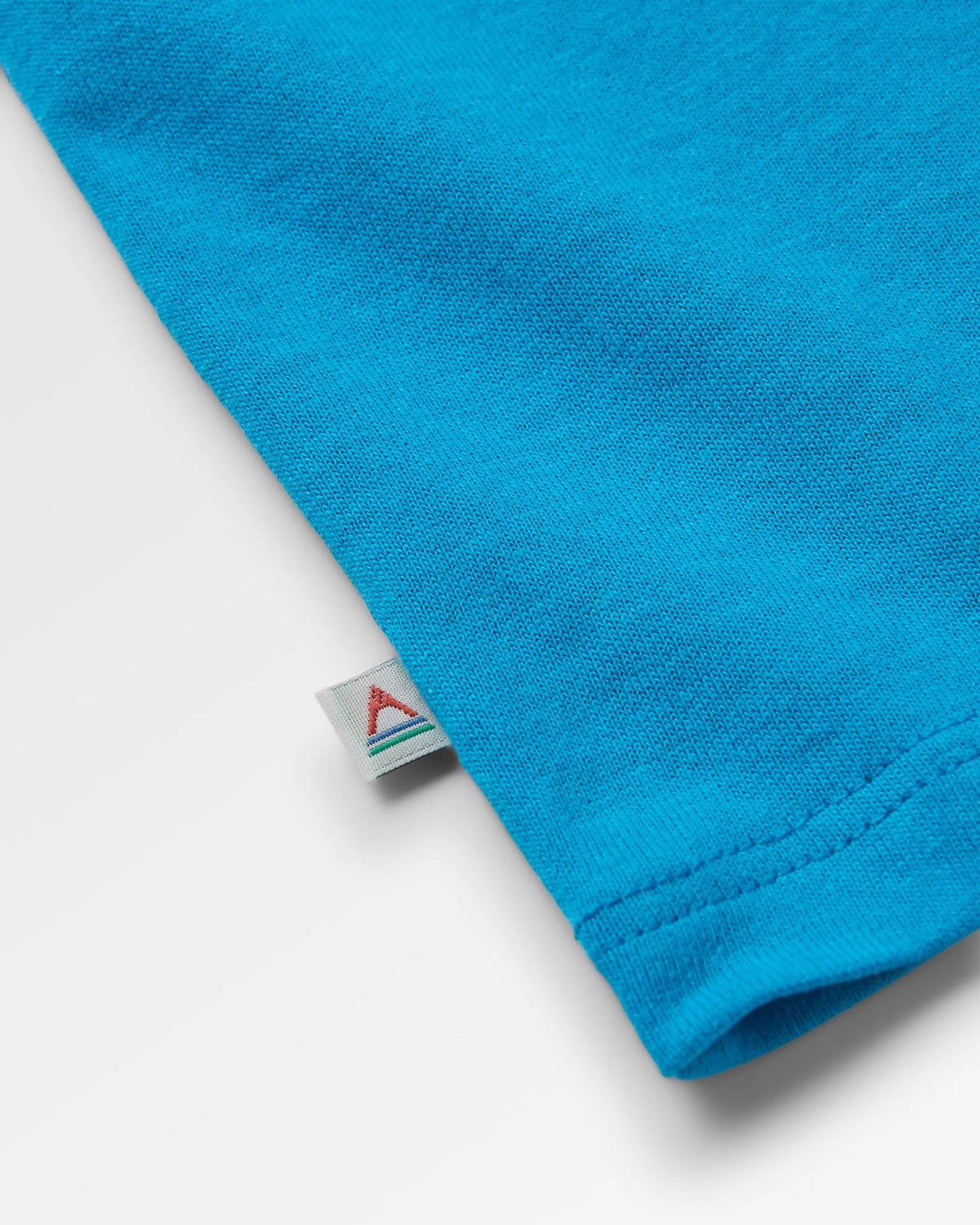 Maverick T-Shirt - Blue Pool - Flatlay