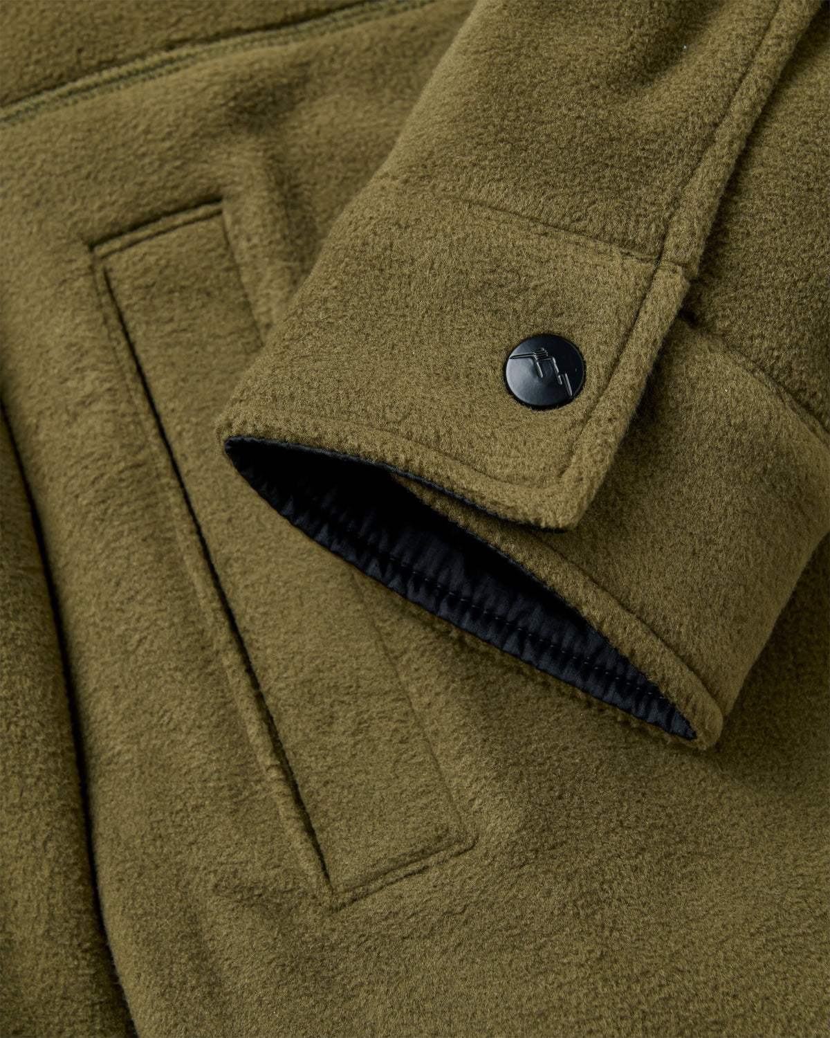 Adapt Polartec® Overshirt - Dark Olive - Flatlay