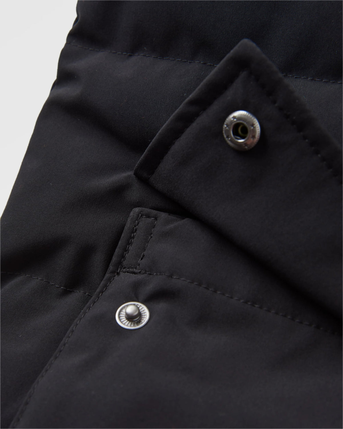Baltic Insulated Gilet - Black/Khaki - Flatlay