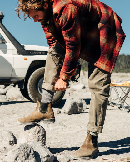 365 Cotton Trouser - Dusty Olive - Lifestyle