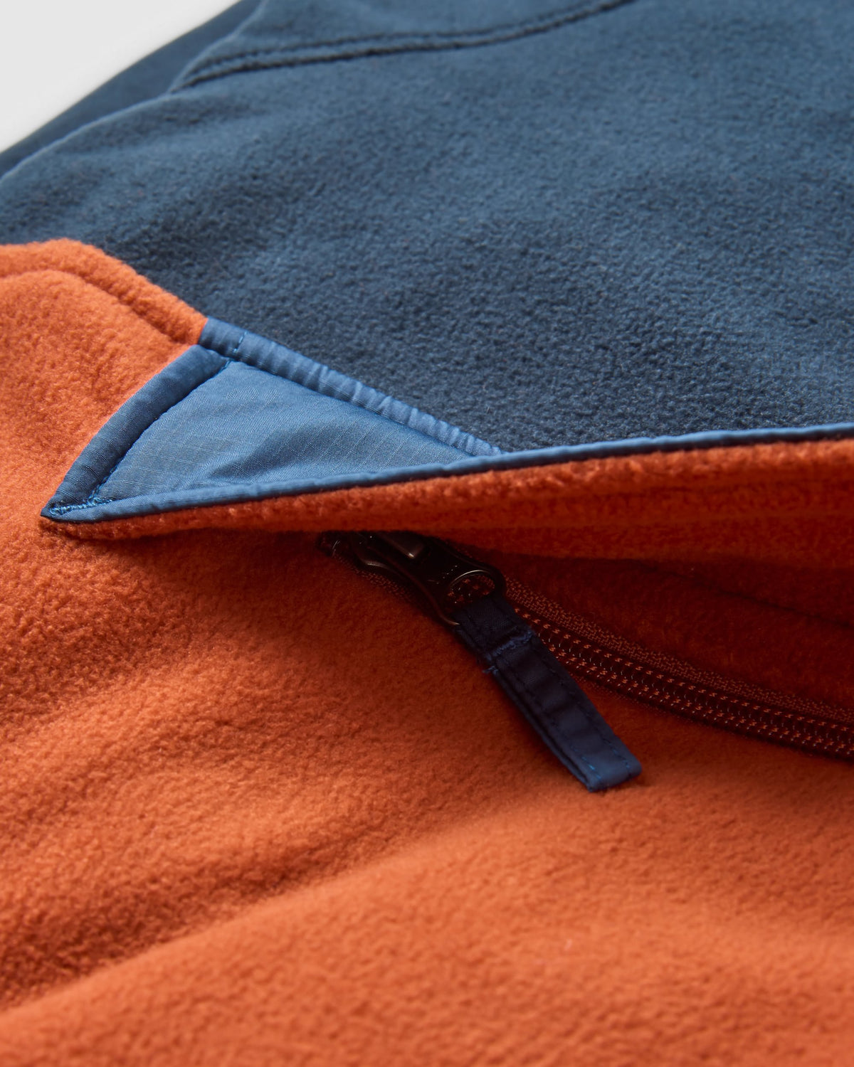 Woodland Hooded 1/2 Zip Polar Fleece - Baked Clay/Deep Navy - Flatlay
