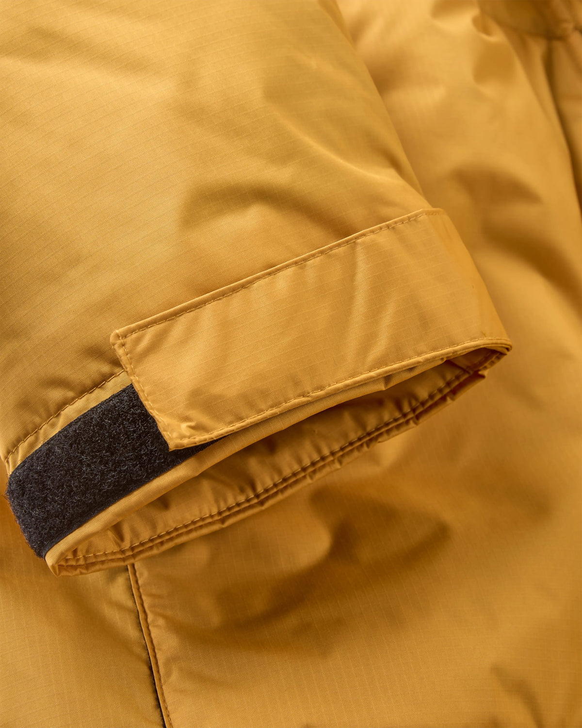 Escapism Sherpa Lined Changing Robe - Spruce Yellow - Flatlay
