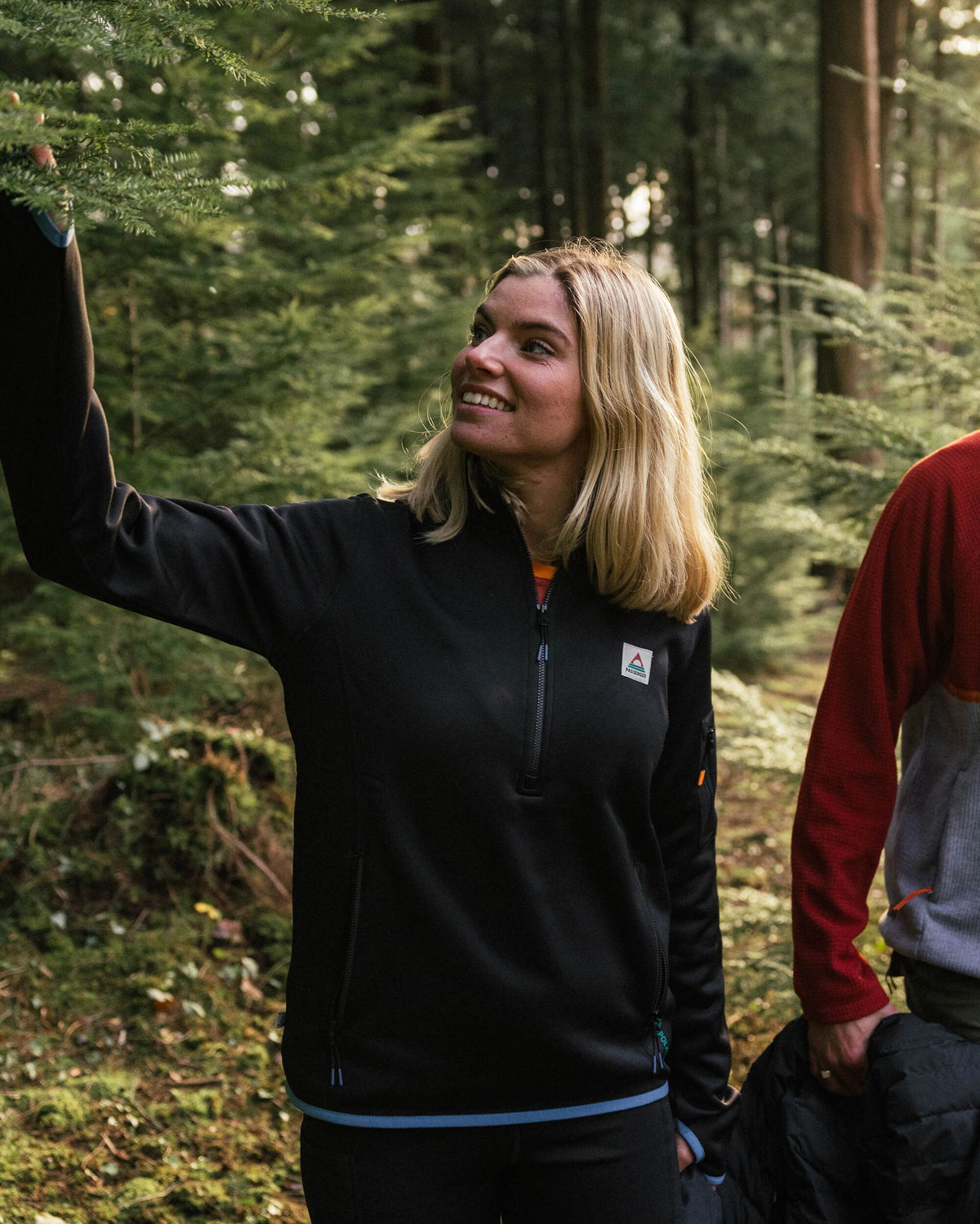 Wintergreen Polartec® Fleece Pullover - Black - Lifestyle