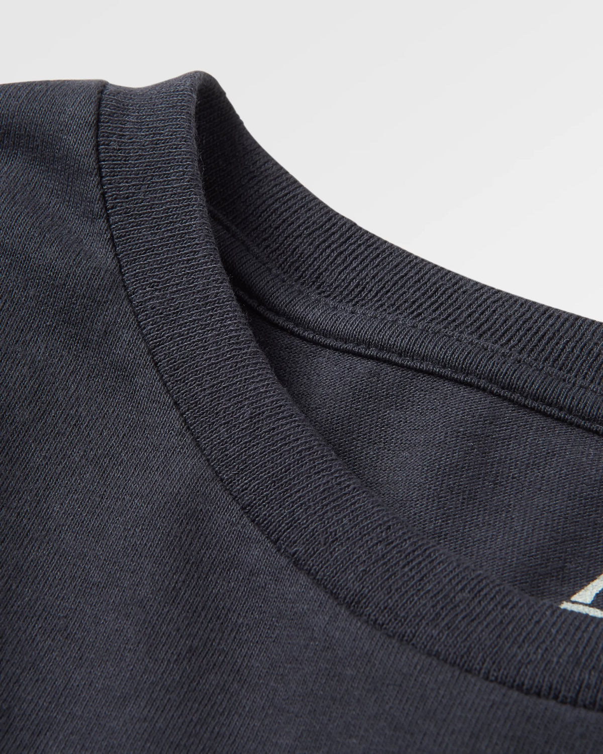 Discovery LS T-Shirt - Black - Flatlay