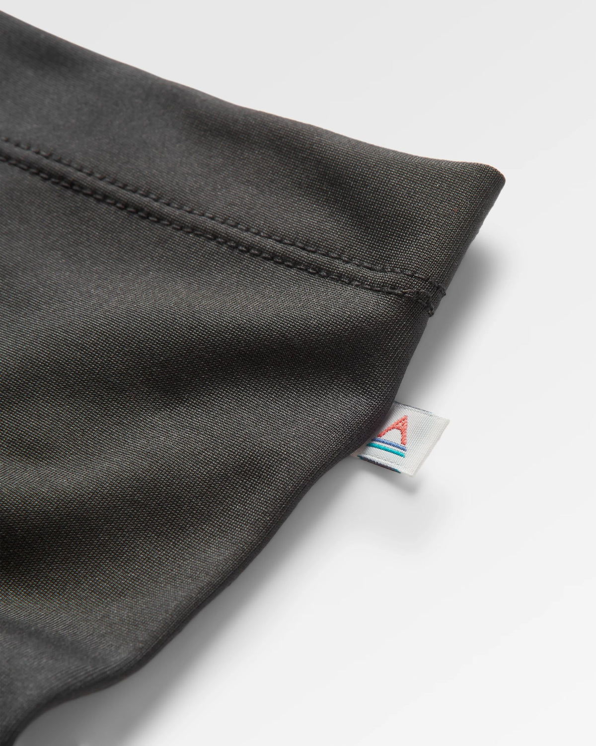 Mist Neck Gaiter - Black - Flatlay
