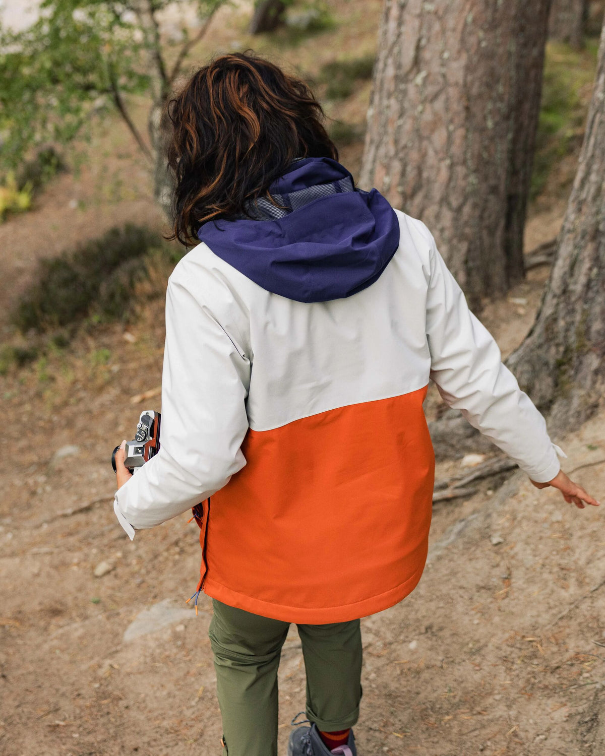 Skyline Waterproof Anorak - Burnt Orange/Birch - Lifestyle
