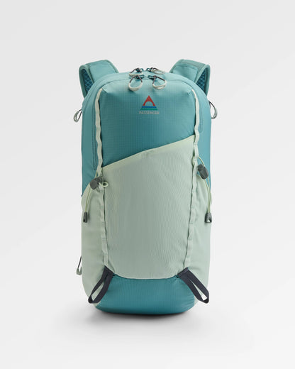 Trail 15L Hydration Pack - Arctic - Flatlay