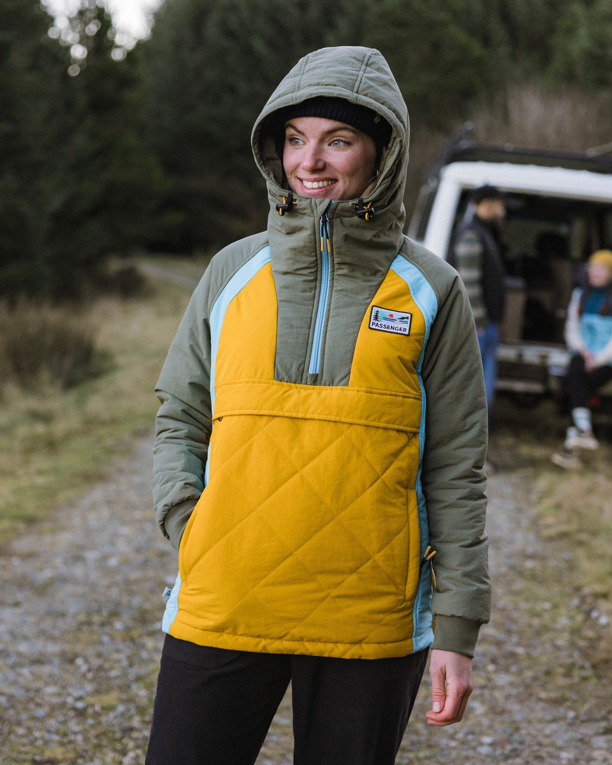 Ocean Insulated Anorak - Dusty Olive/Heritage Yellow - Lifestyle
