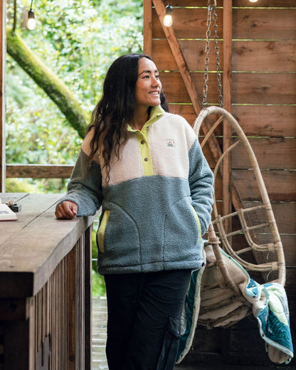 Create Deep-Pile Sherpa Fleece - Arctic - Lifestyle