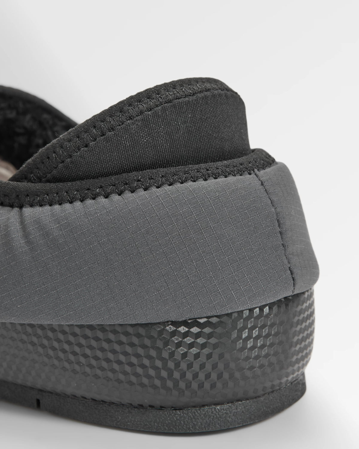 Hearth Men's Slipper - Charcoal - Flatlay