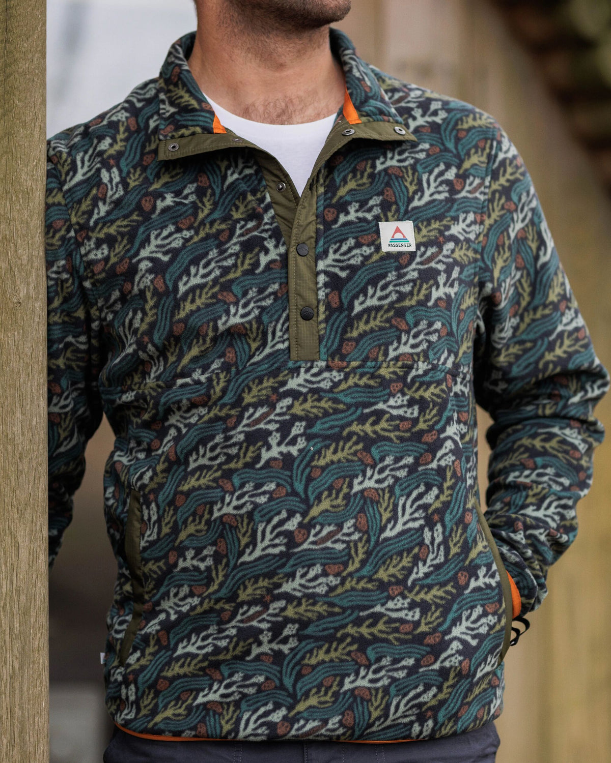 Adrift Polar Fleece - Ocean Current Black - Lifestyle