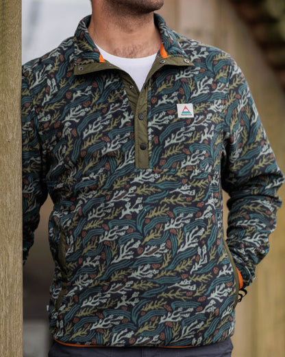 Adrift Polar Fleece - Ocean Current Black - Lifestyle