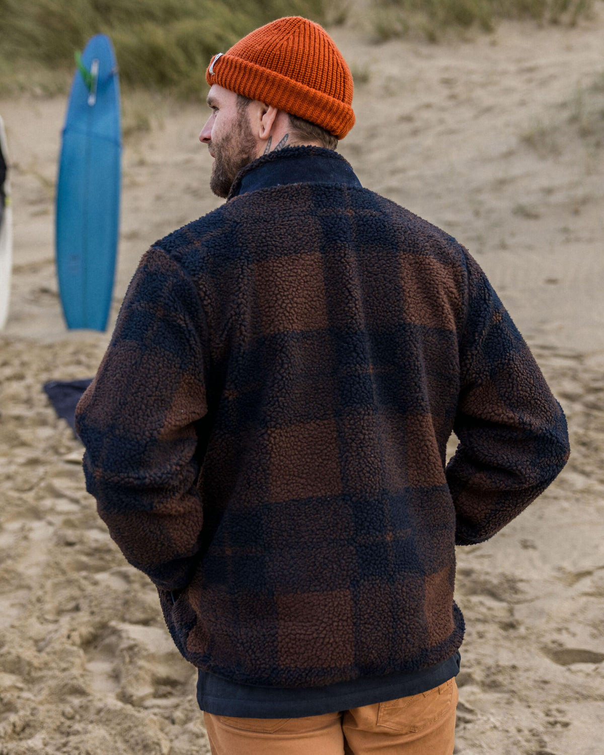 Trekker Deep-Pile Sherpa Fleece - Chestnut/Deep Navy Check - Lifestyle