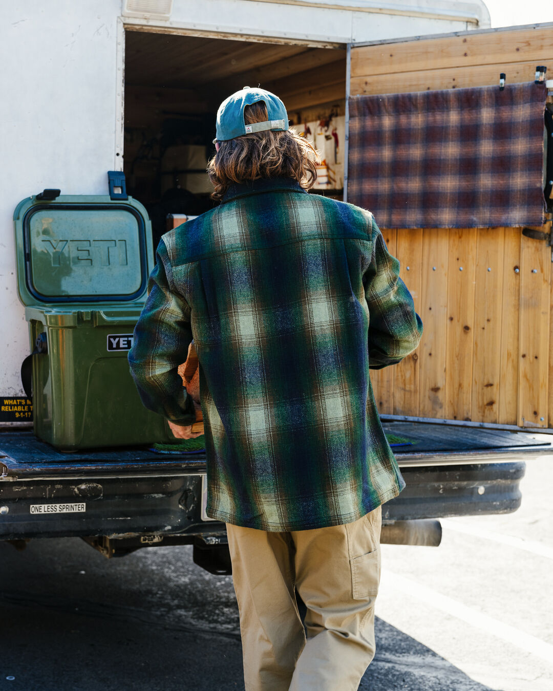 Barren Overshirt - Khaki - Lifestyle