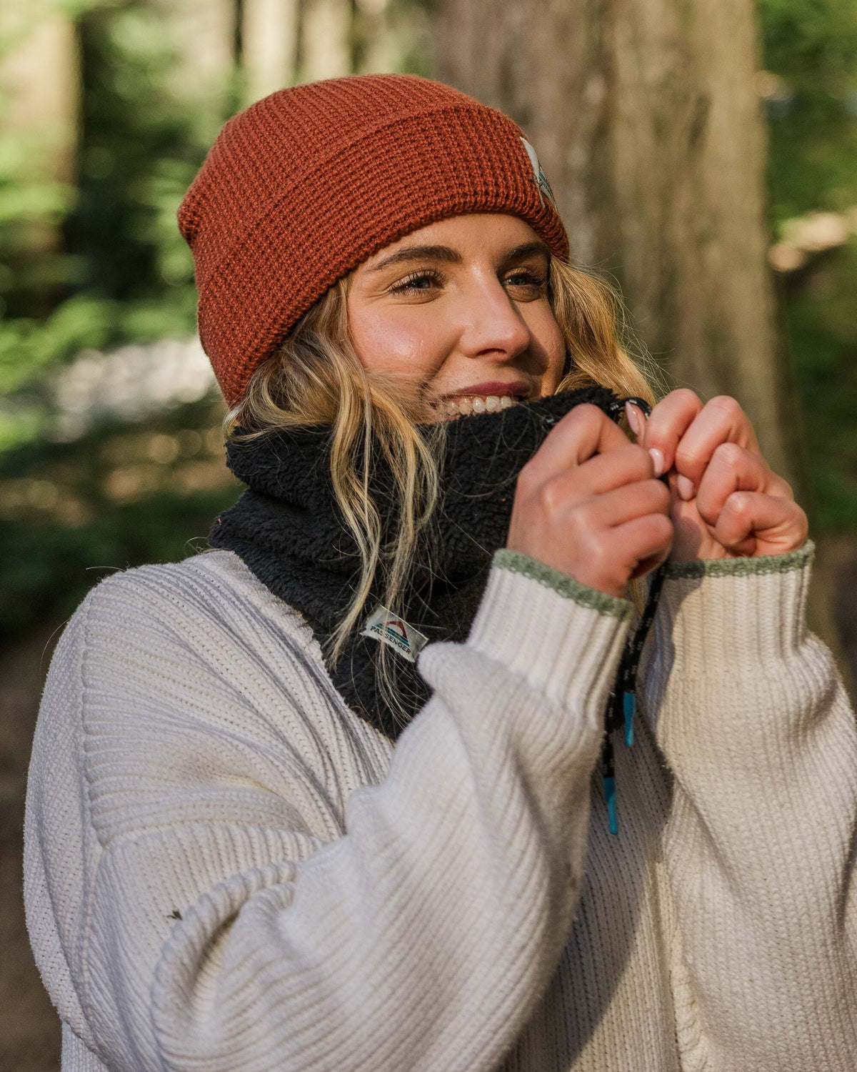 Ash Sherpa Fleece Snood - Black - Lifestyle - Female