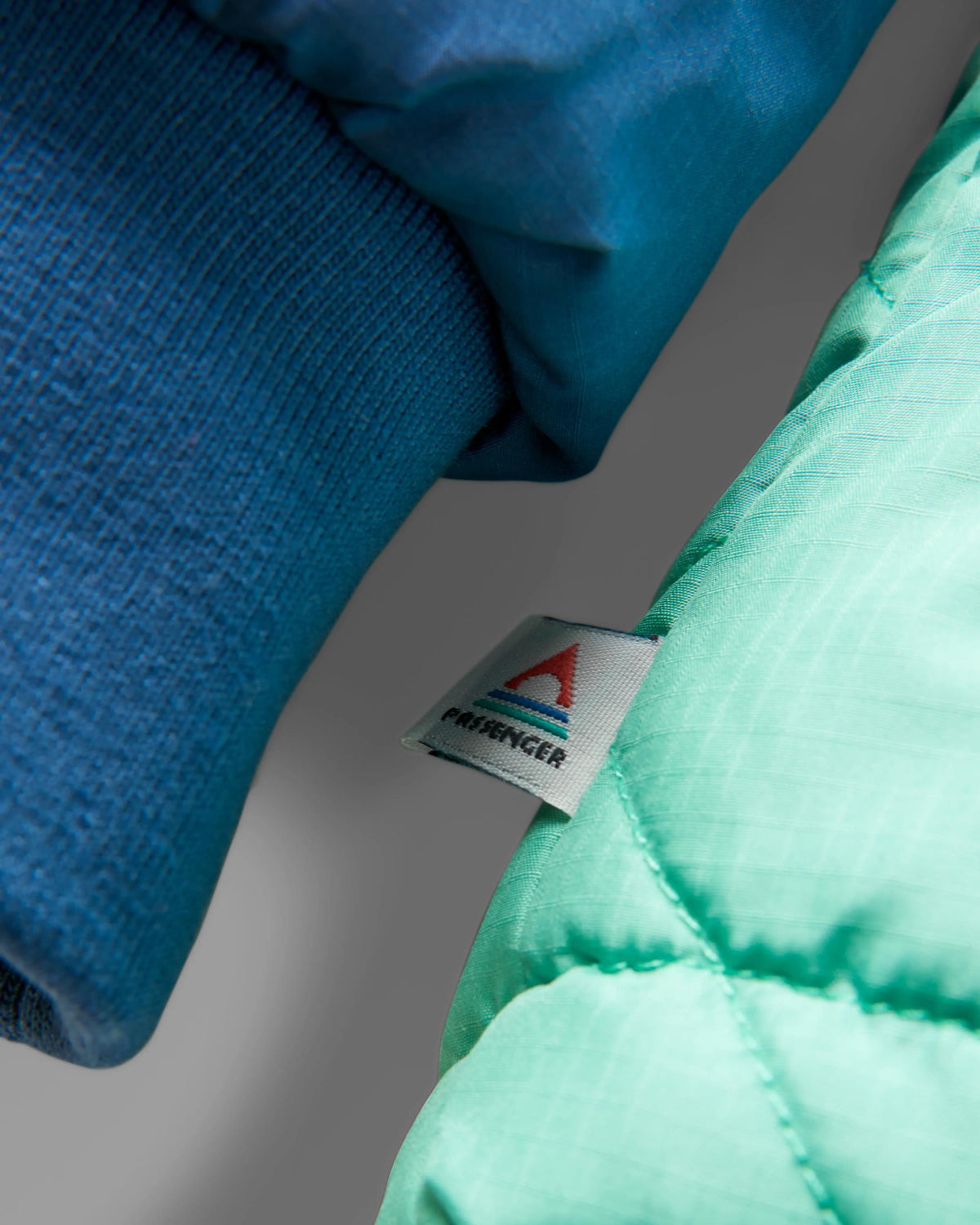 Ocean Insulated Anorak - Green Spruce - Flatlay