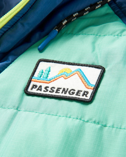 Ocean Insulated Anorak - Green Spruce - Flatlay