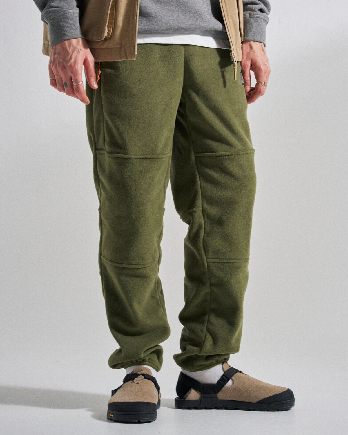 Woodland Polartec® Fleece Jogger - Khaki - Studio Model