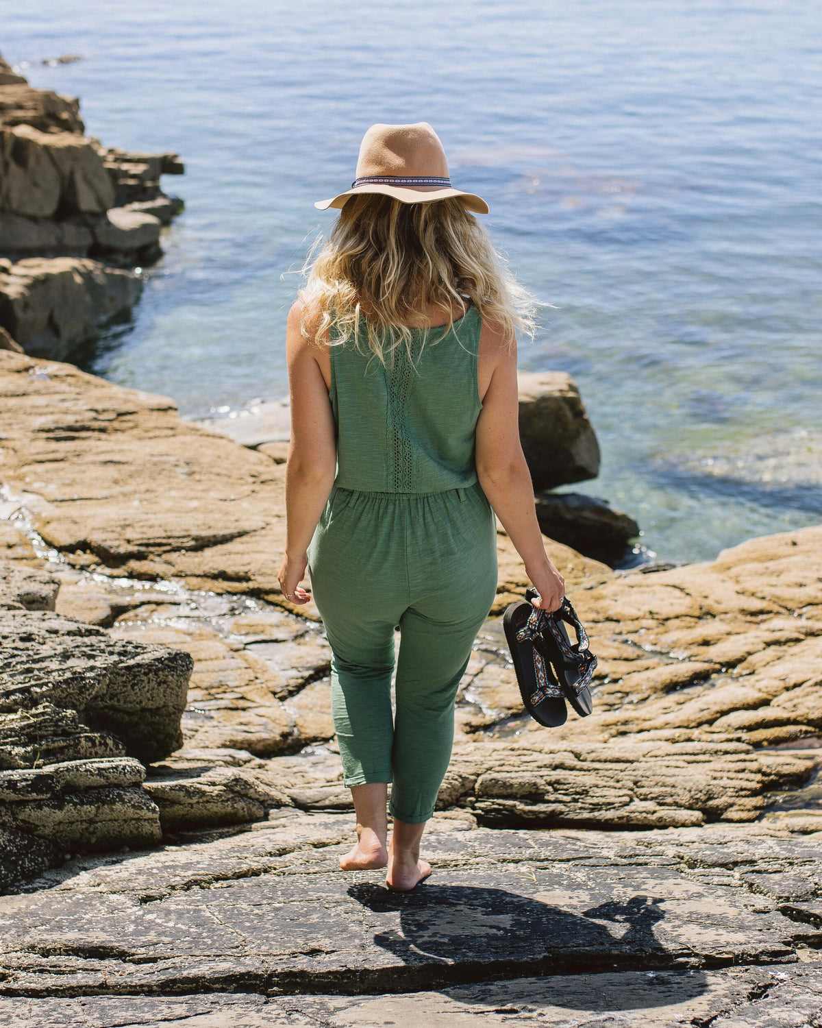 Eva Jumpsuit - Dark Ivy - Lifestyle