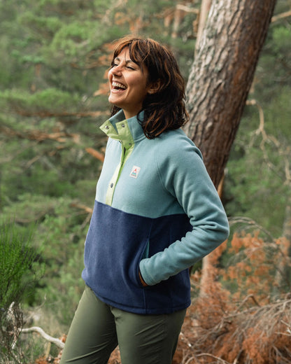 Snowdrop Polartec® Fleece - Arctic - Lifestyle