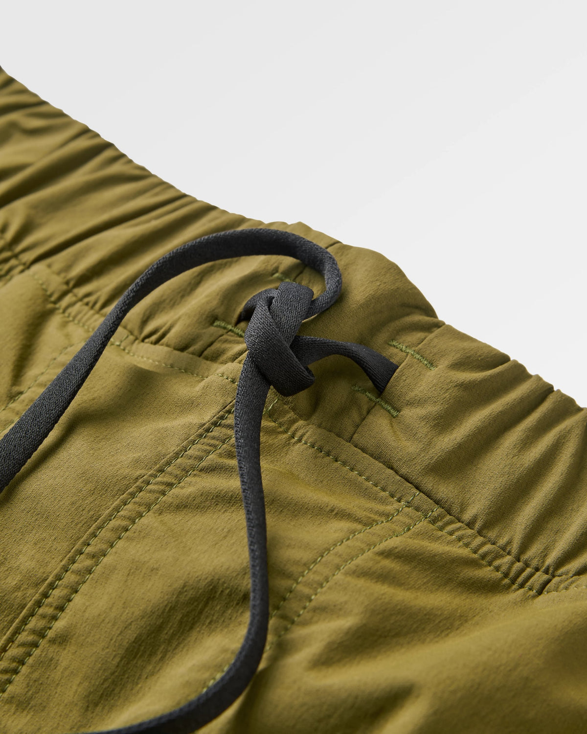 Solscape Active Jogger - Dark Olive - Flatlay