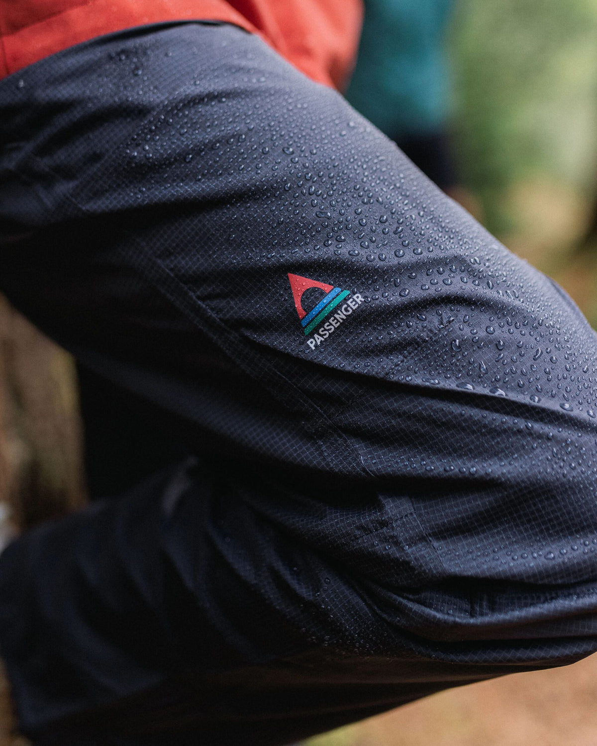 Viento Windshell Trouser - Charcoal - Lifestyle
