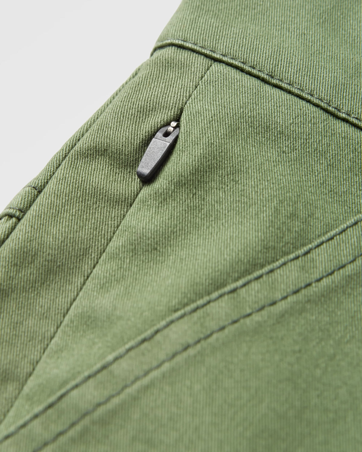 Lani Twill Long Short - Wild Green - Flatlay