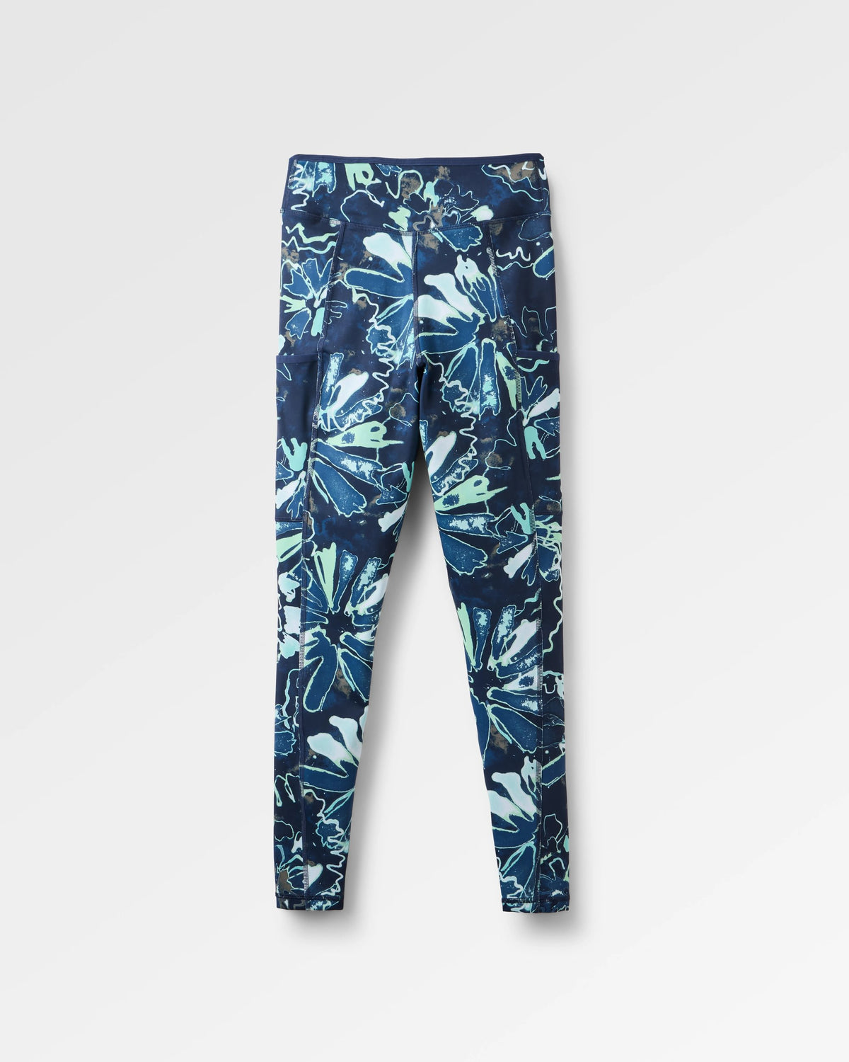 Mantra Active Legging - Frost Ice Blue - Flatlay