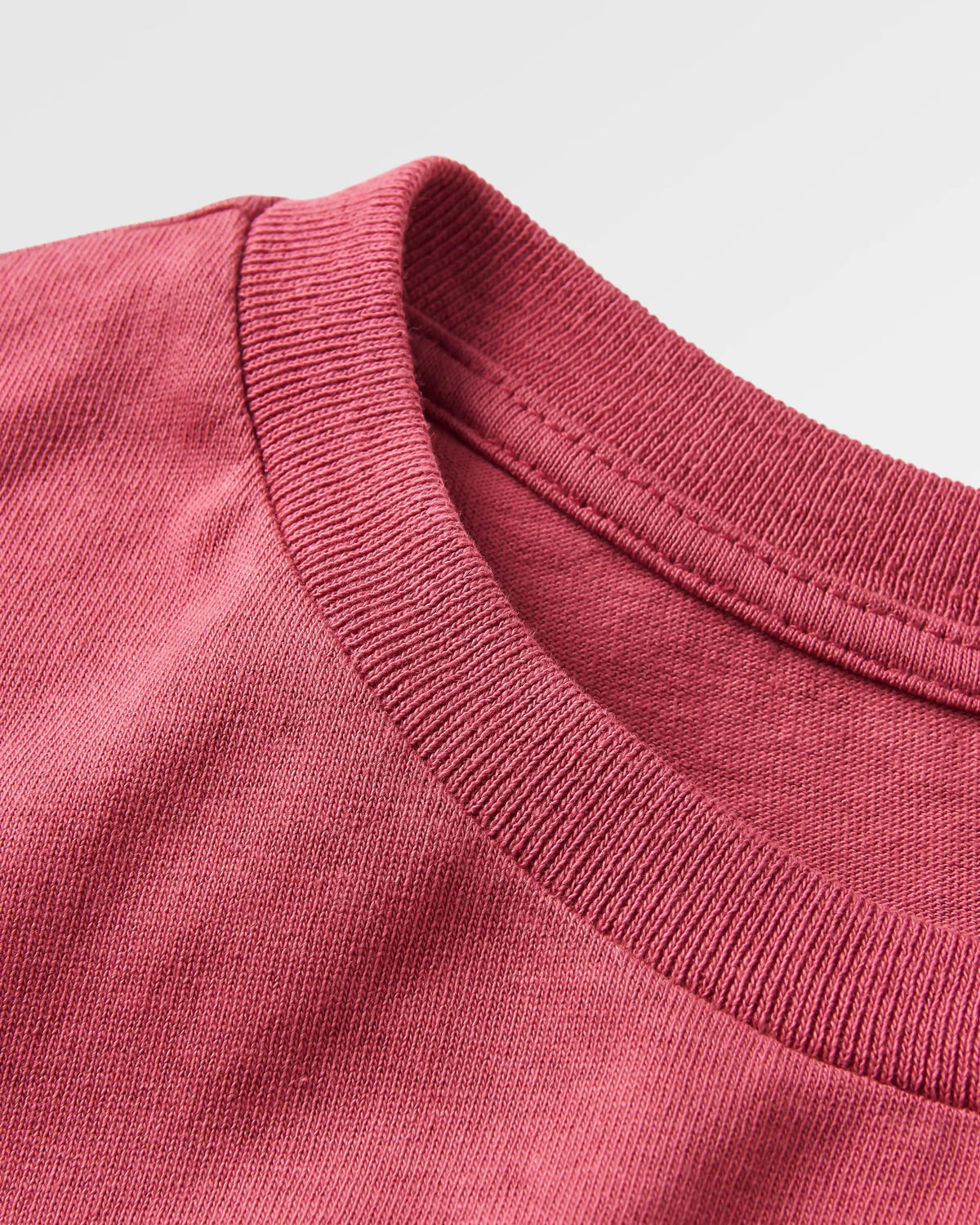 Golden Hour T-Shirt - Earth Red - Flatlay