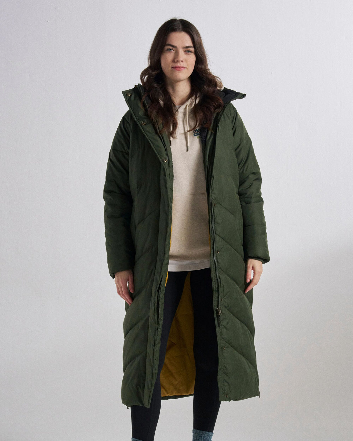 Tasman Long Insulated Jacket - Fir Tree - Studio Model